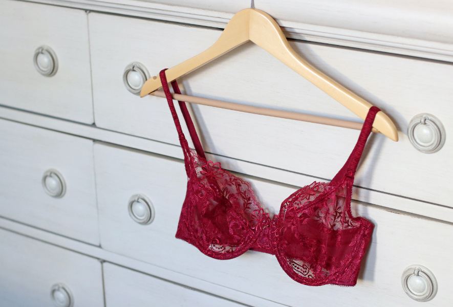 Victoria's secret pink panties bra matching set medium/ large for