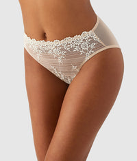 Embrace Lace® Hi-Cut: Sand/Ivory