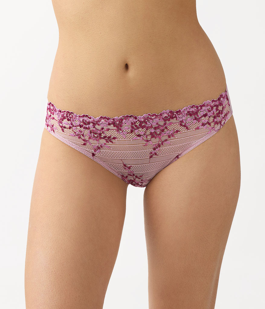 Embrace Lace® Bikini: Keepsake Lilac/Multi