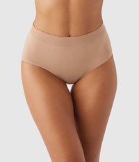 B-Smooth® Seamless Brief: Praline