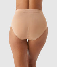 B-Smooth® Seamless Brief: Praline