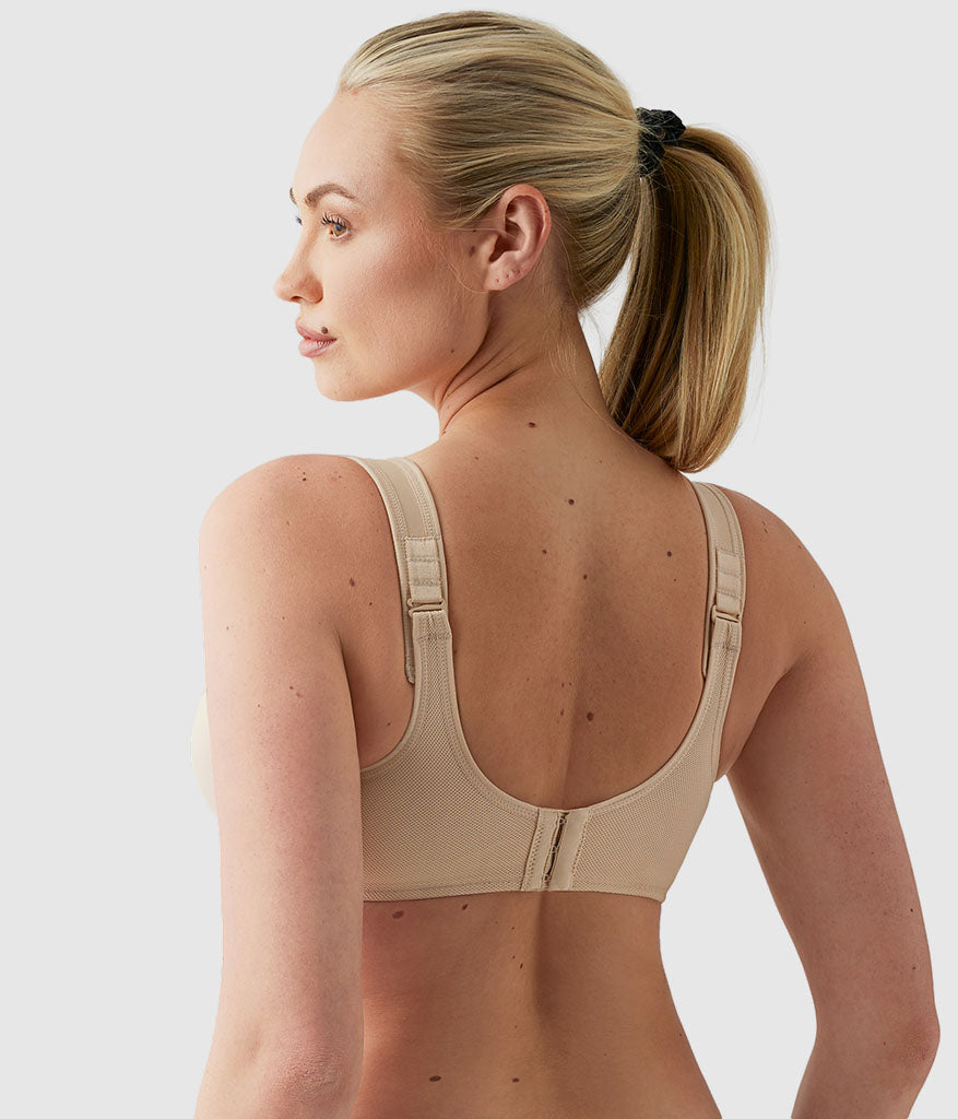 Simone Sport Underwire Bra: Sand – Wacoal