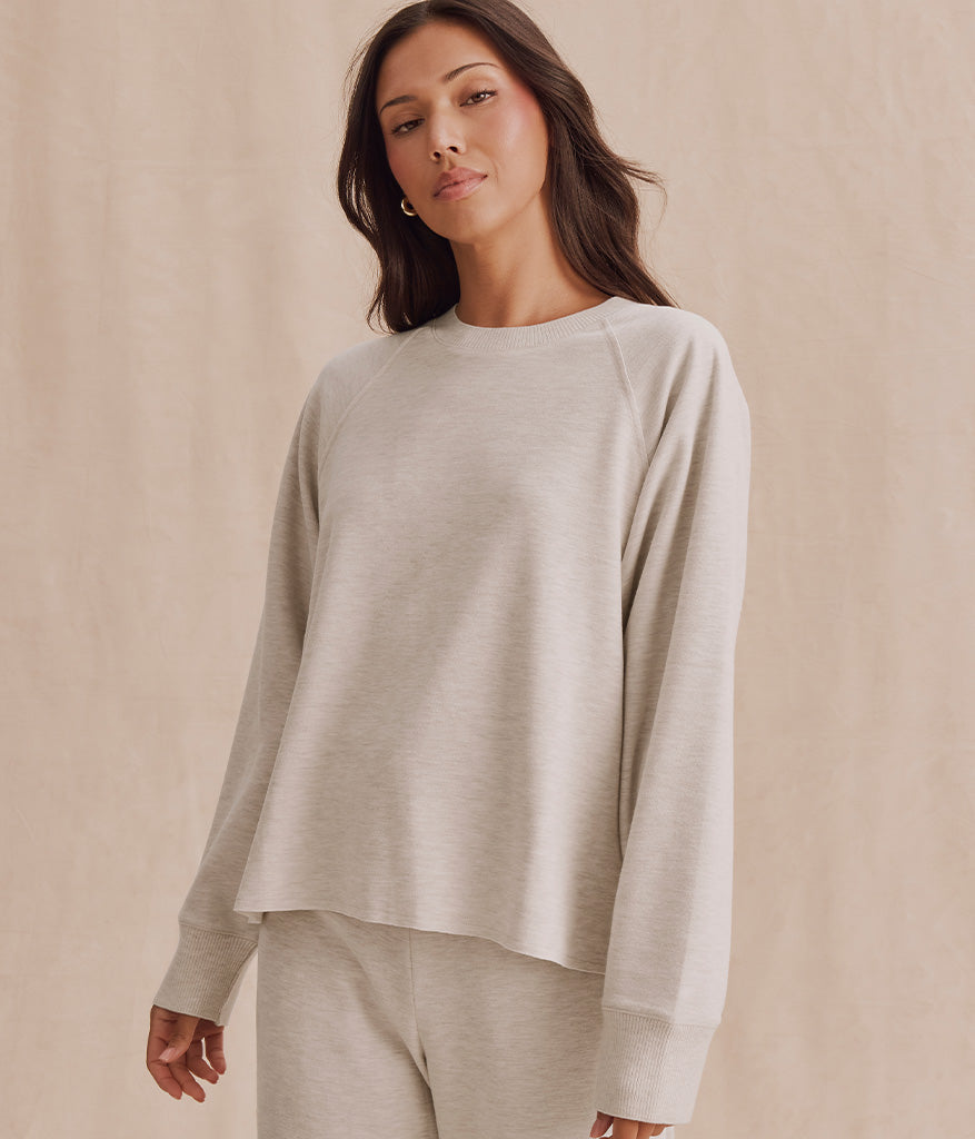 Winslow Raglan Top: Pale Oak Heather